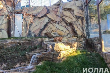 Искусственный водопад и скалы для вольера - фото 2