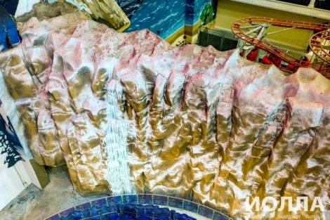 Заснеженная скала - парк остров мечты фото 31