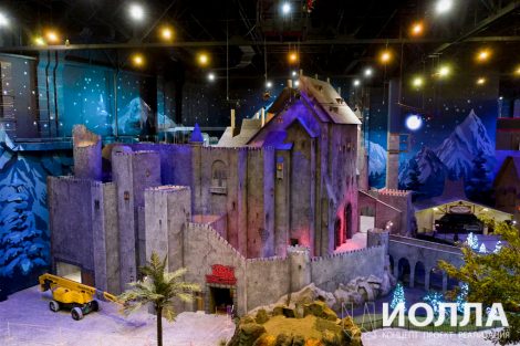 роспись фасада отеля трансильвания - фото 11