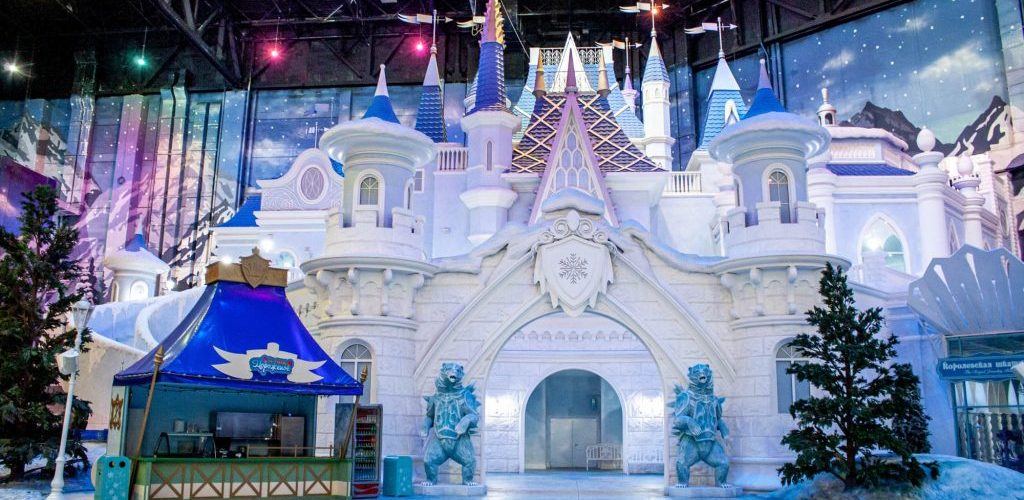 Замок Снежной королевы фото